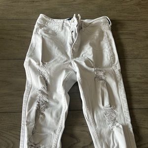 white distressed skinny jeans, Hollister brand size 0R. w24, L28, high rise